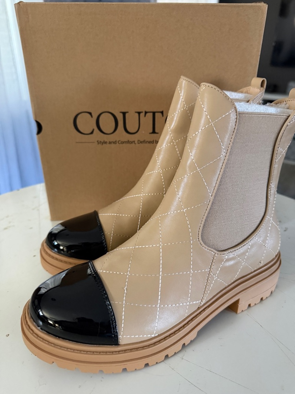 Women’s Quilted Chelsea Boots Two Tone Dress Boot Shoes Coutgo- Tan